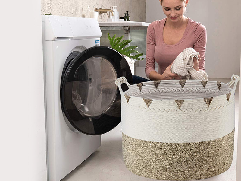 Break Out the Blankets Ranking the Top 5 Baskets for Blankets!