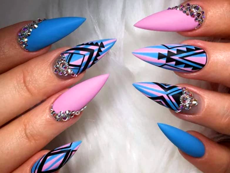 Why do people get stiletto nails