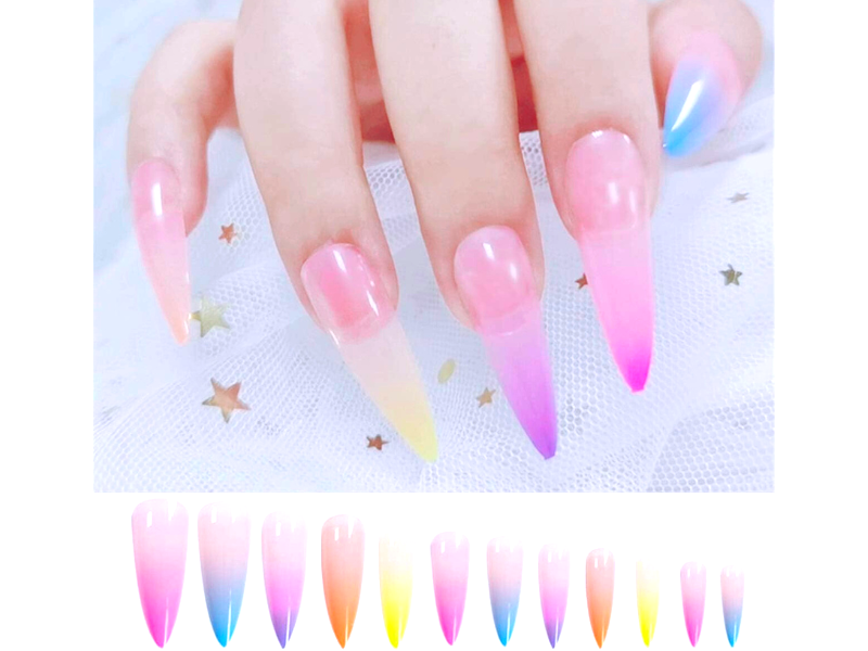 Can I personalize my ombre stiletto nails with unique nail art